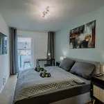 Passaus Motto Appartements! Solo - Paerchen - Familien - Gruppen *